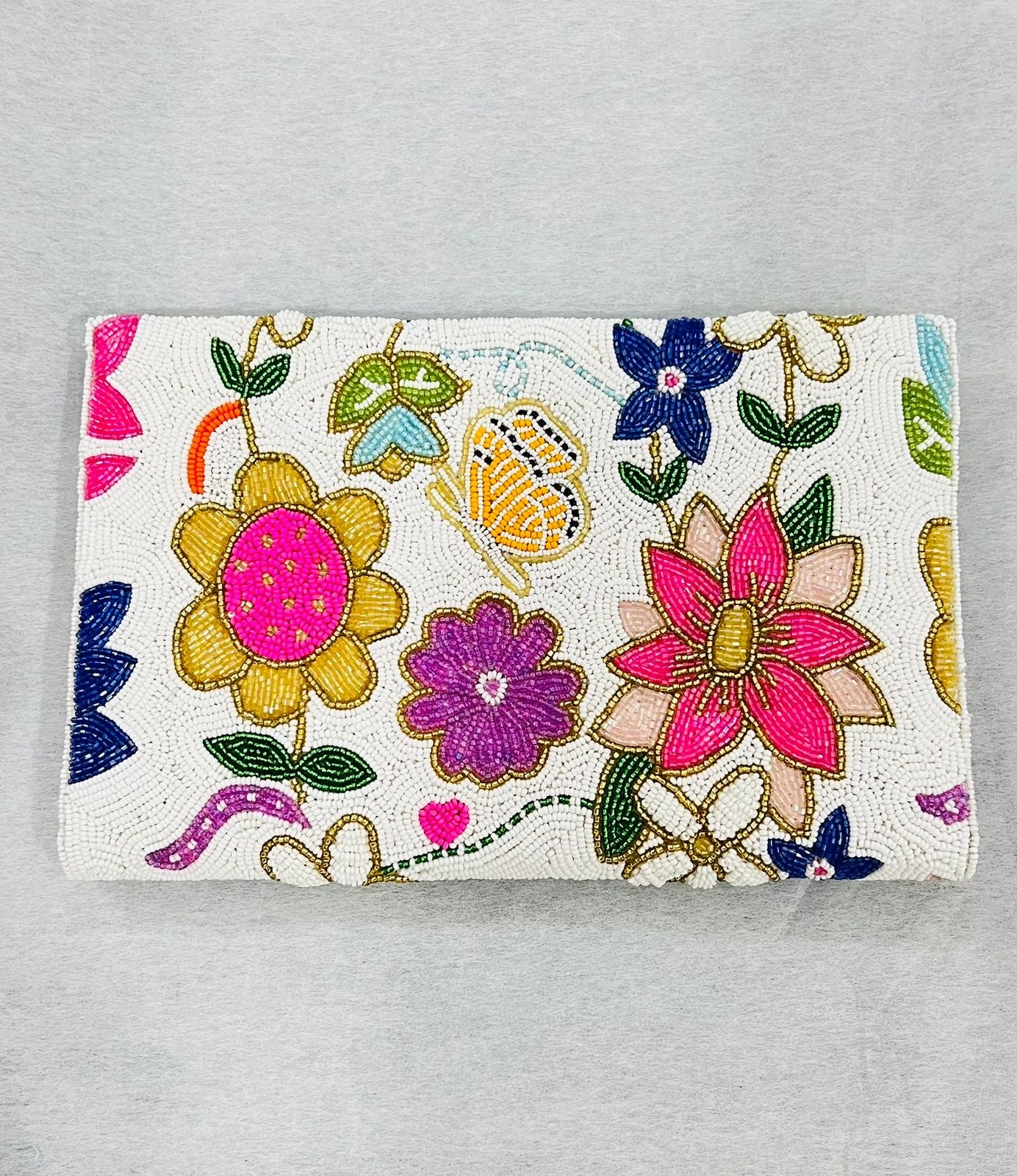 Fechtig in Bloom Beaded Clutch